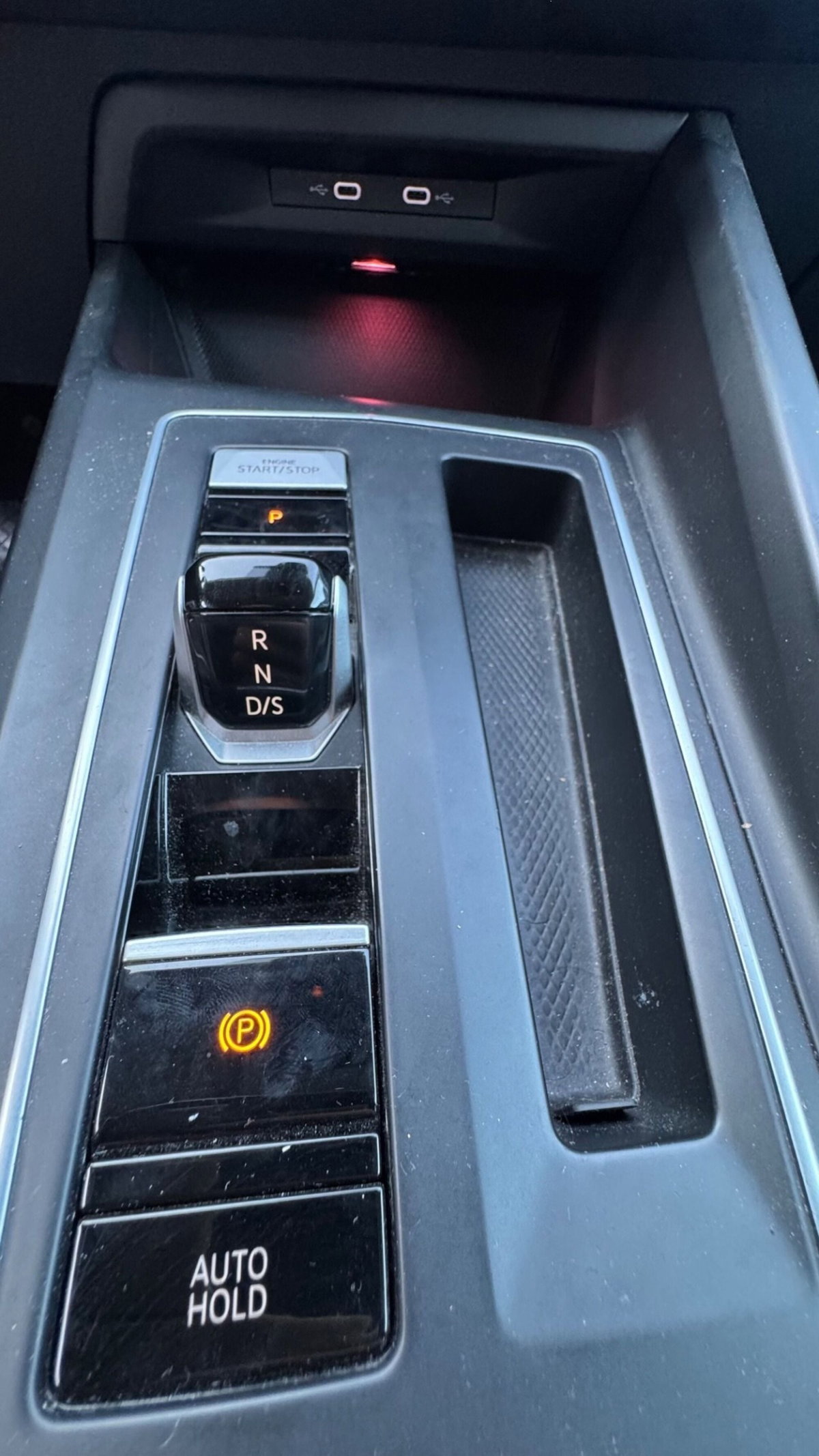 Volkswagen Golf 2.0 TDI SCR Life (18)