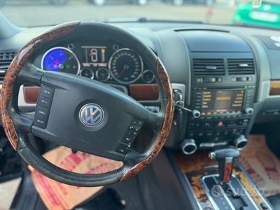 Volkswagen Touareg R5 TDI DPF Exclusive (16)