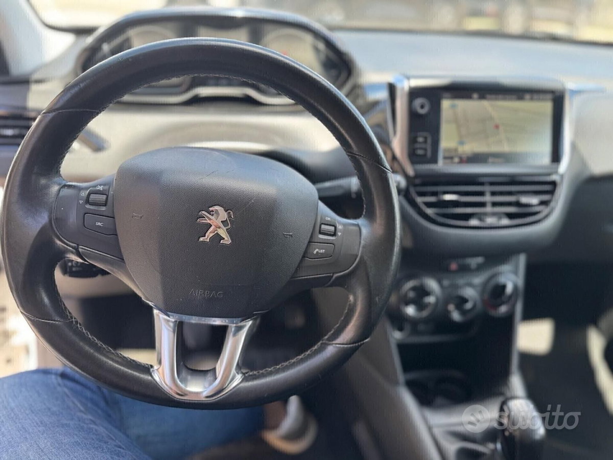Peugeot 208 BlueHDi 100 Stop&Start 5 porte Active (15)