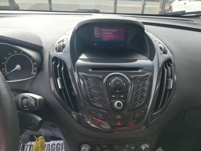 Ford Tourneo Courier 1.0 EcoBoost 100 CV Titanium (10)