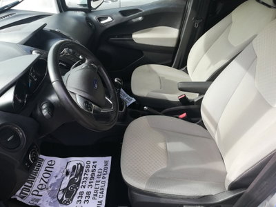 Ford Tourneo Courier 1.0 EcoBoost 100 CV Titanium (7)