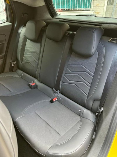 Jeep Avenger 1.2 turbo Summit fwd 100cv (14)