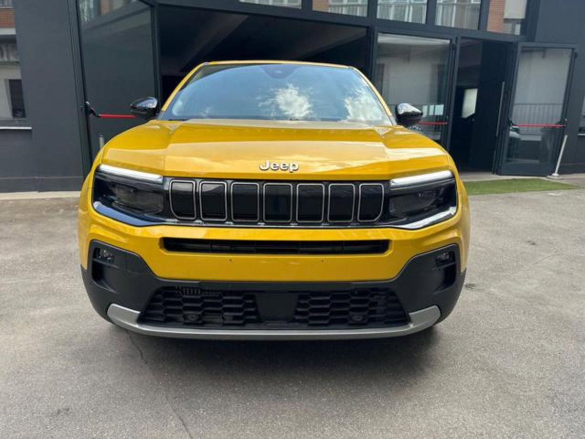Jeep Avenger 1.2 turbo Summit fwd 100cv (2)