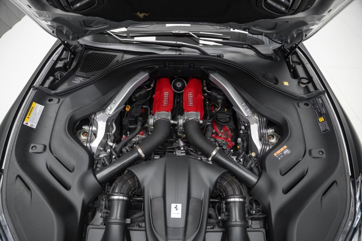 Ferrari Portofino Spider Portofino (16)