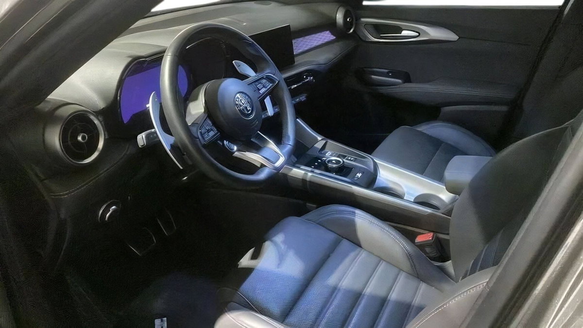 Alfa Romeo Tonale 1.5 hybrid Veloce 160cv tct7 (8)