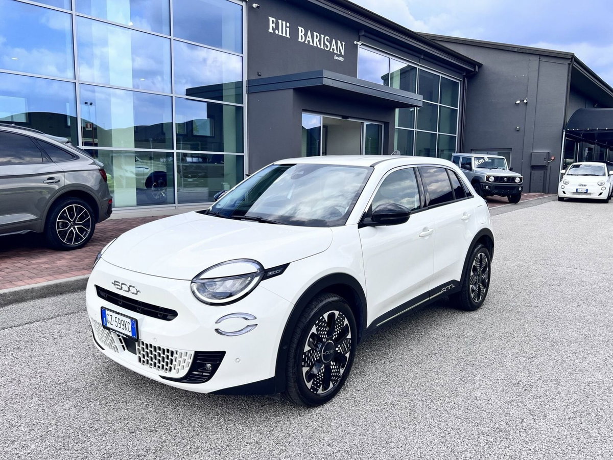 Fiat 600 1.2 hybrid La Prima 110cv auto