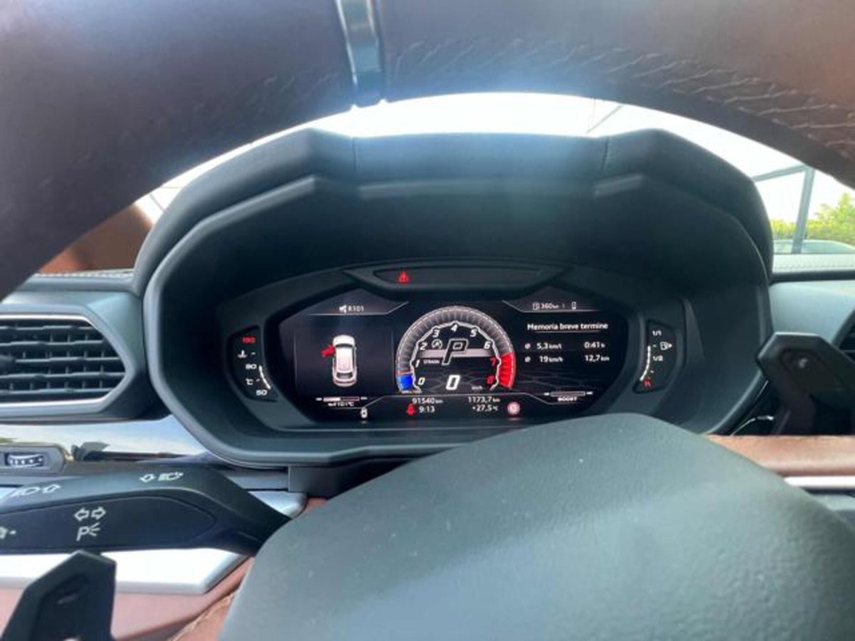 Lamborghini Urus 4.0 (11)