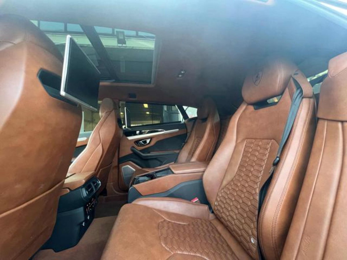 Lamborghini Urus 4.0 (14)
