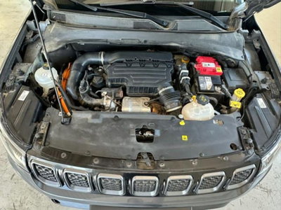 Jeep Compass 1.3 T4 240CV PHEV AT6 4xe S (11)