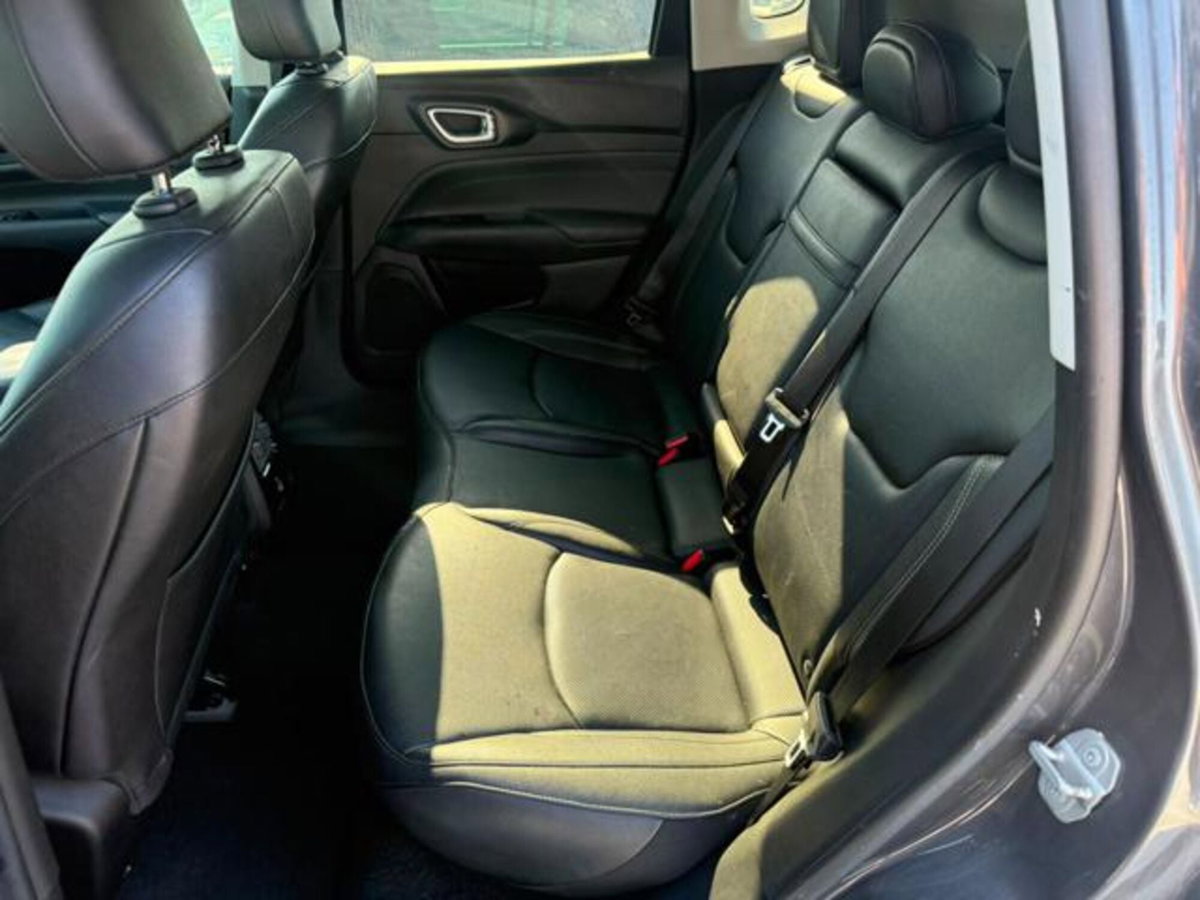 Jeep Compass 1.3 T4 240CV PHEV AT6 4xe S (13)