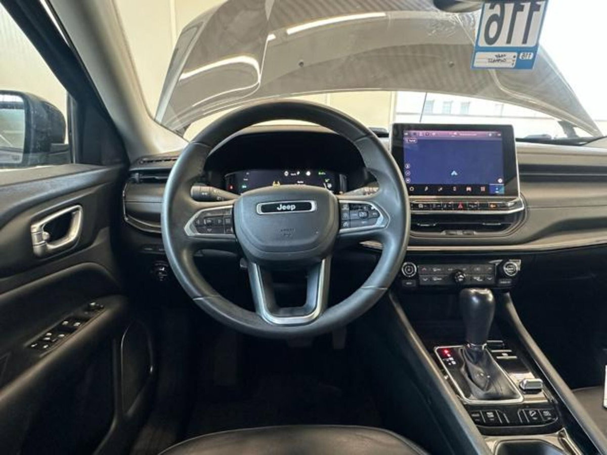 Jeep Compass 1.3 T4 240CV PHEV AT6 4xe S (16)