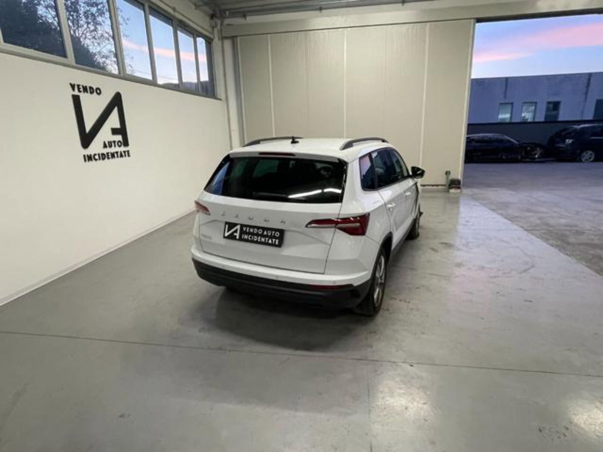 Skoda Karoq 2.0 TDI EVO SCR 115 CV DSG Executive (7)