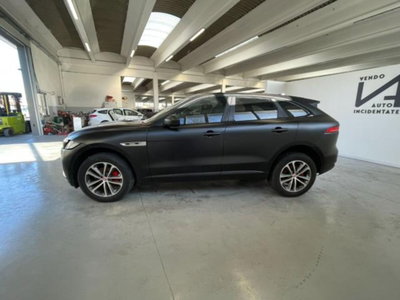 Jaguar F-Pace 2.0 D 180 CV AWD Portfolio (4)