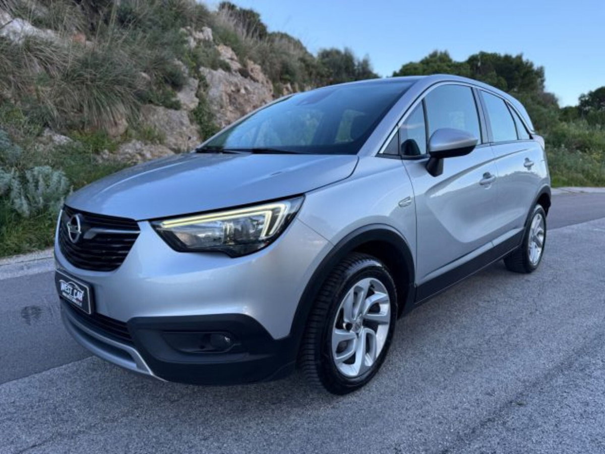 Opel Crossland X 1.5 ECOTEC D 102 CV Start&Stop Ultimate (4)