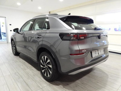 Volkswagen T-Roc 1.5 tsi Life dsg (4)
