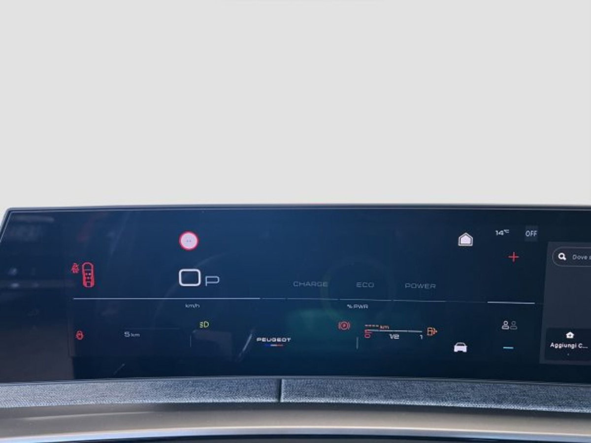Peugeot 3008 1.2 hybrid GT Exclusive 145cv e-dcs6 (14)