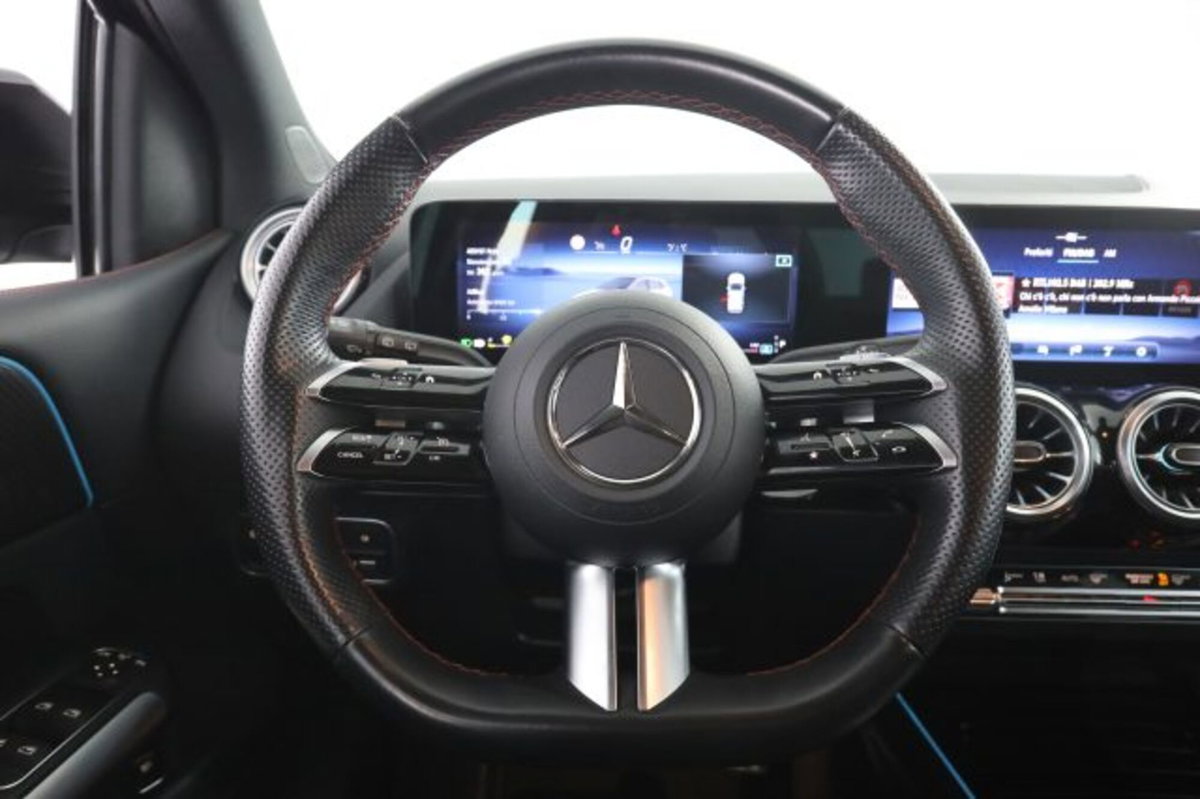 Mercedes-Benz CLA Shooting Brake 180 d Automatic Shooting Brake Premium (5)