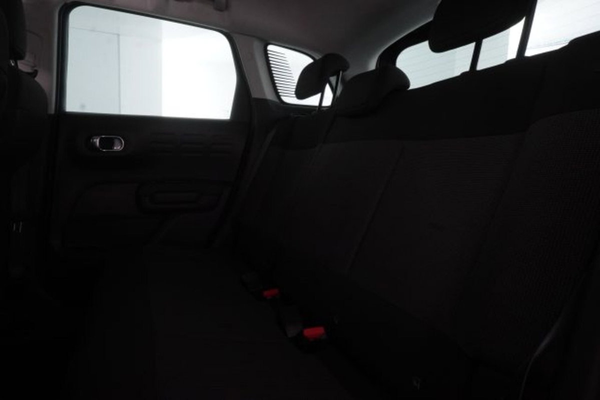 Citroen C3 Aircross 1.2 puretech Plus s&s 110cv (10)