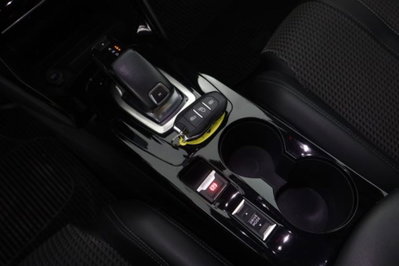 Peugeot 2008 PureTech 130 S&S EAT8 GT Pack (14)