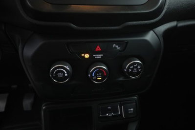 Jeep Renegade 1.4 T-Jet 120 CV GPL Longitude (18)