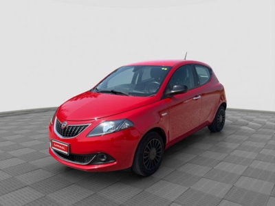 Lancia Ypsilon 1.0 FireFly 5 porte S&S Hybrid Silver Plus usata