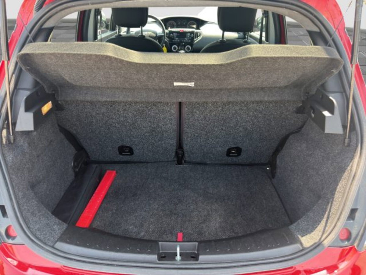 Lancia Ypsilon 1.0 FireFly 5 porte S&S Hybrid Silver Plus (14)