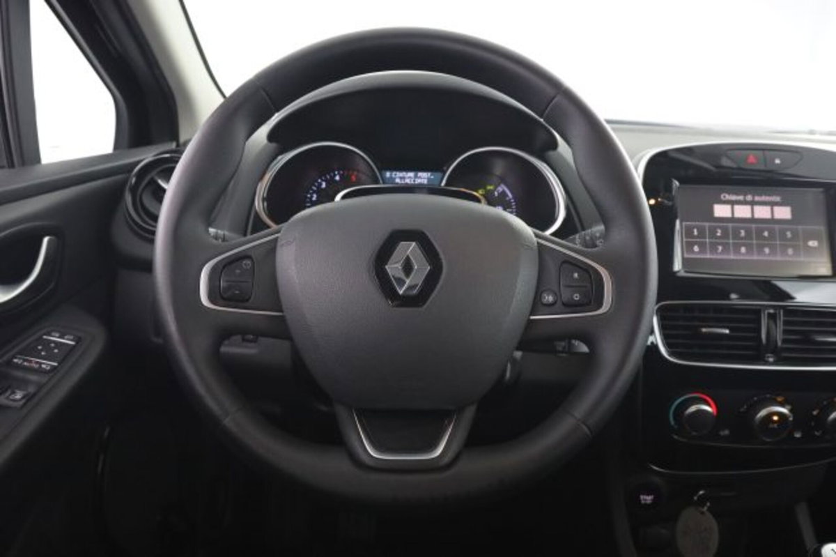 Renault Clio dCi 8V 75CV Start&Stop 5 porte Energy Life (5)