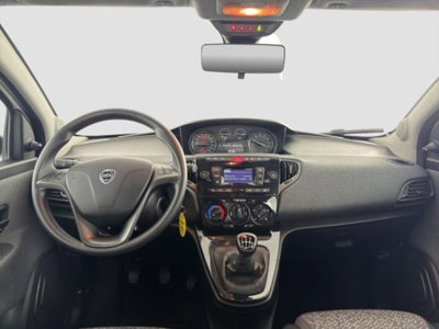 Lancia Ypsilon 1.0 FireFly 5 porte S&S Hybrid Silver Plus (12)