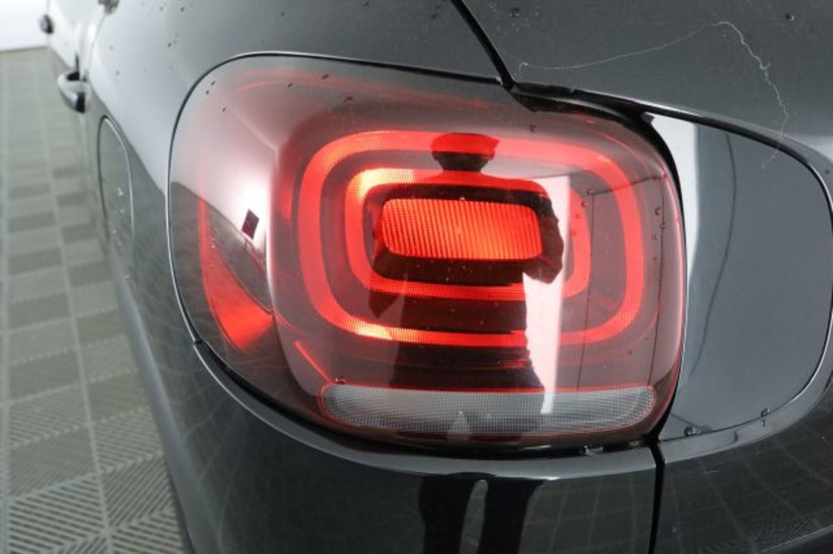 Citroen C3 Aircross 1.2 puretech Plus s&s 110cv (10)