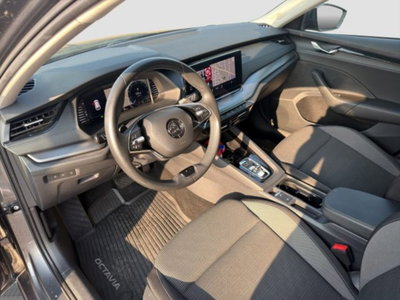 Skoda Octavia Station Wagon 1.5 G-TEC DSG Wagon Executive (9)