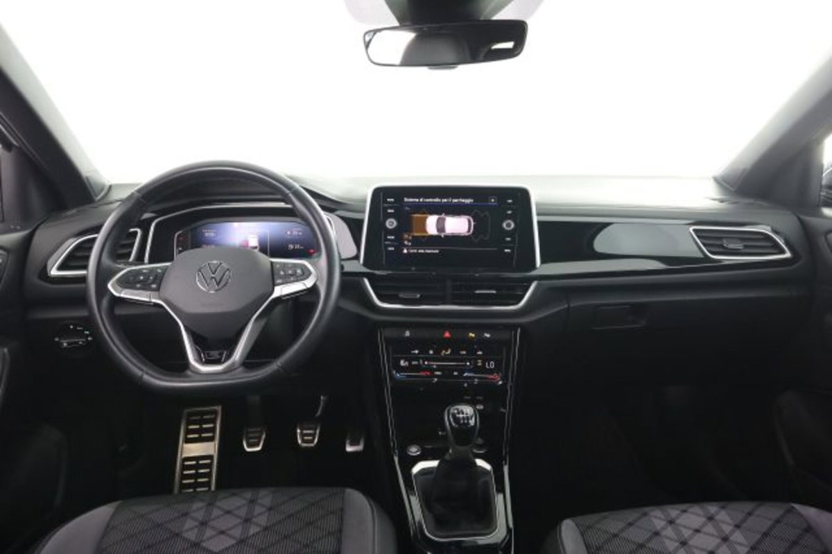 Volkswagen T-Roc 1.0 TSI R-Line (12)