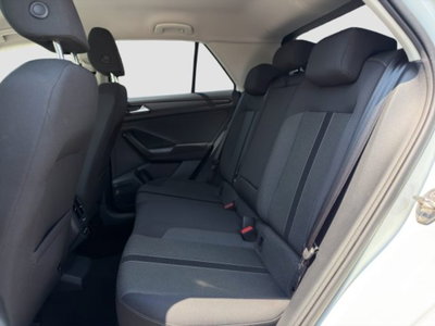 Volkswagen T-Roc 1.5 tsi Life dsg (11)