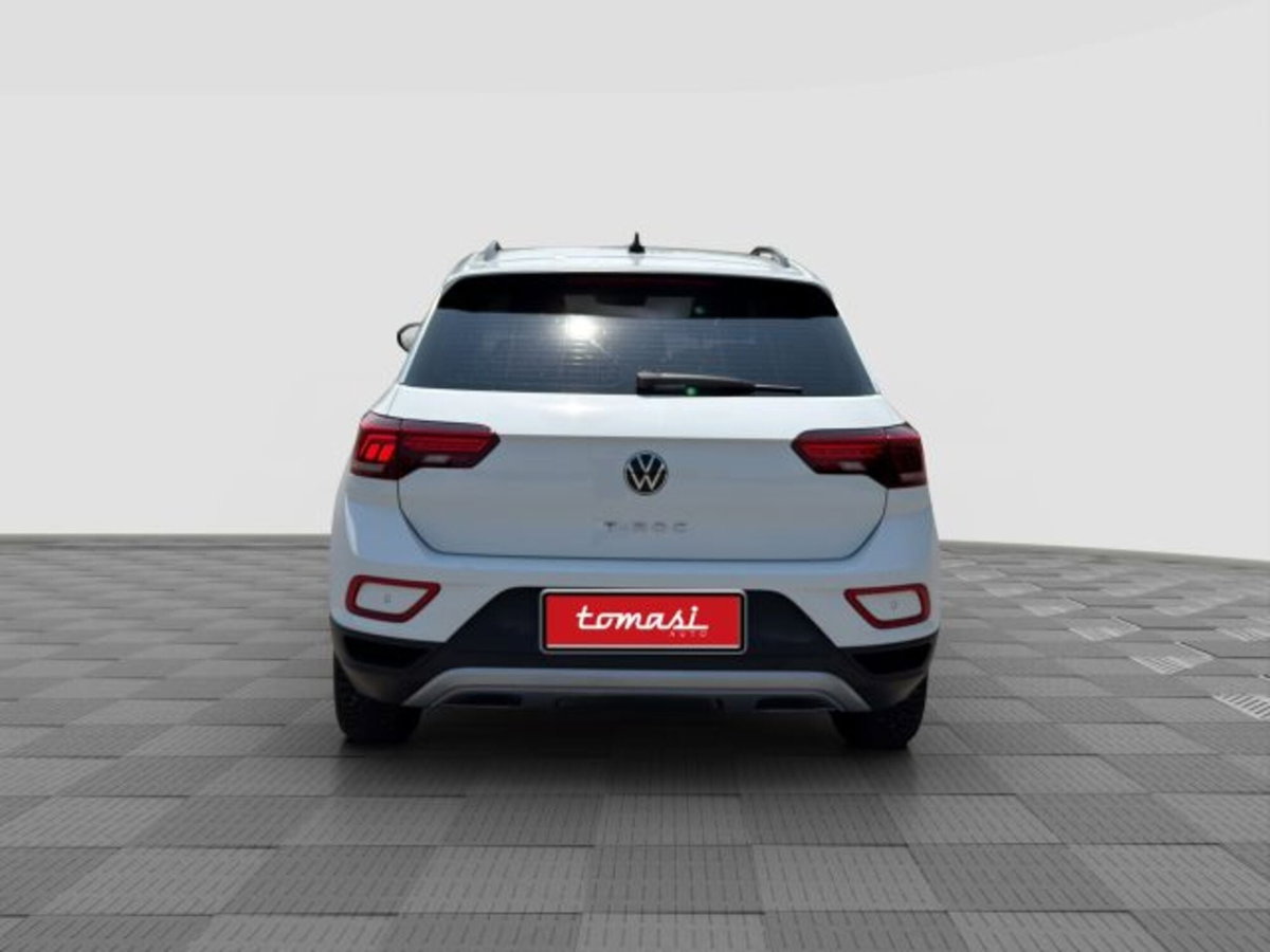 Volkswagen T-Roc 1.5 tsi Life dsg (4)