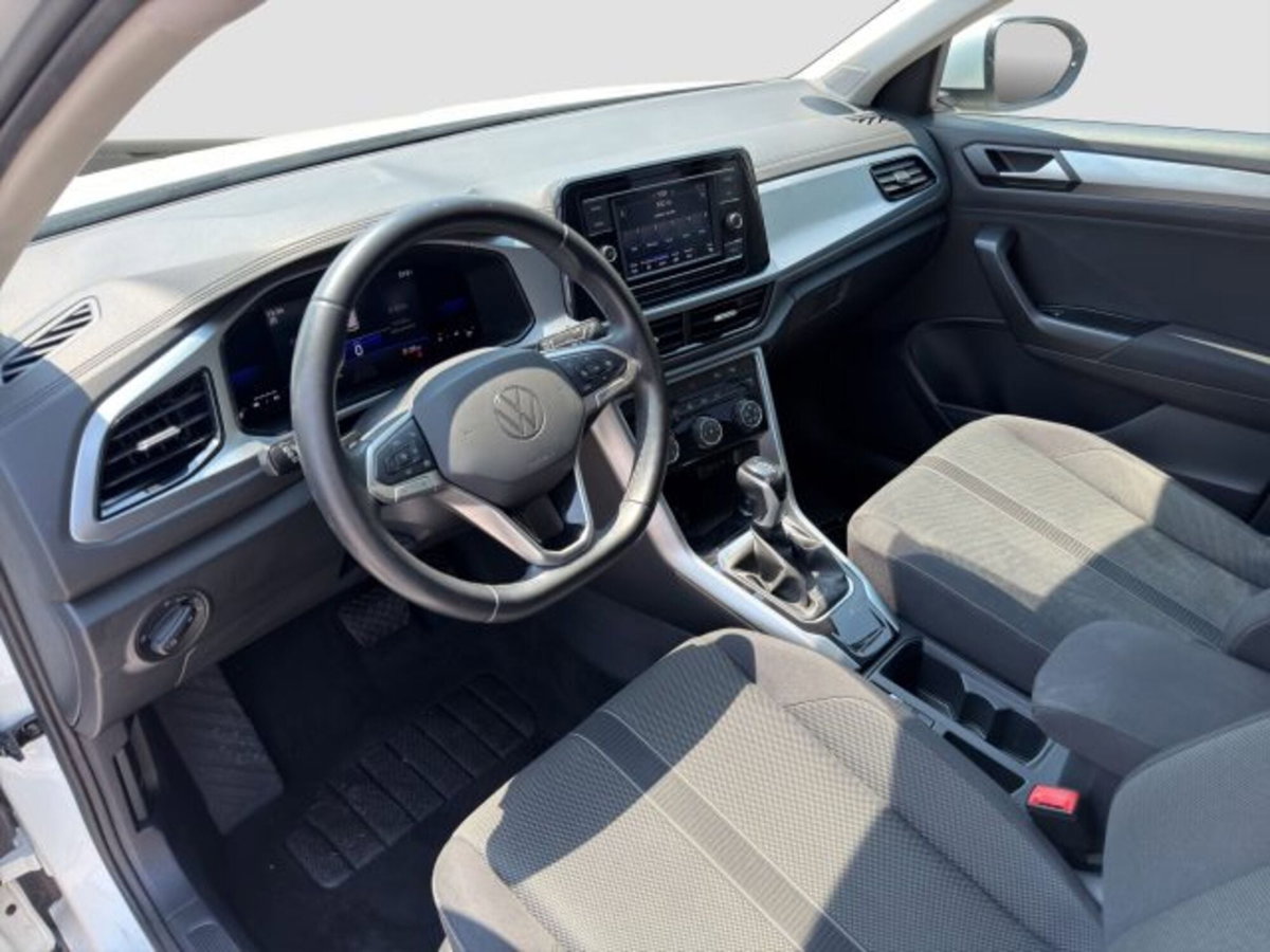 Volkswagen T-Roc 1.5 tsi Life dsg (9)