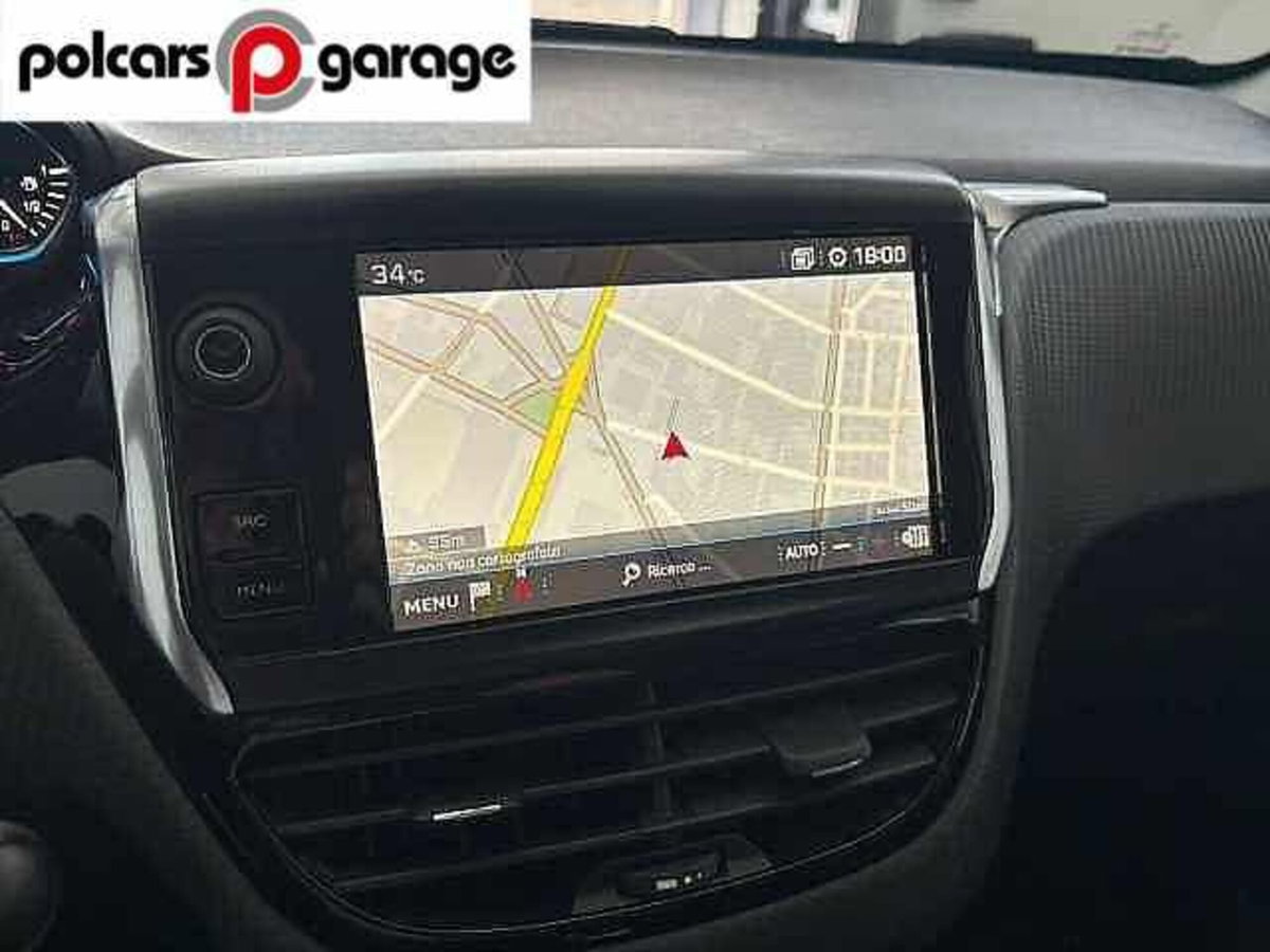 Peugeot 2008 120 S&S Black Matt (10)