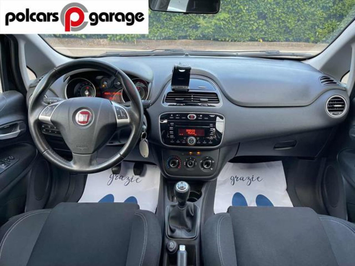 Fiat Punto 1.3 MJT II 75 CV 5 porte Lounge (10)