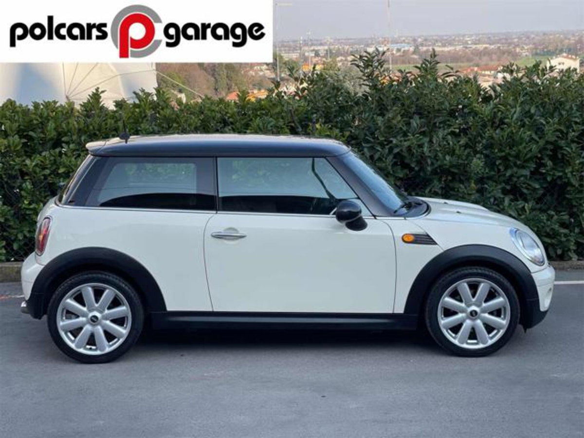 MINI Mini 1.6 16V Cooper (5)