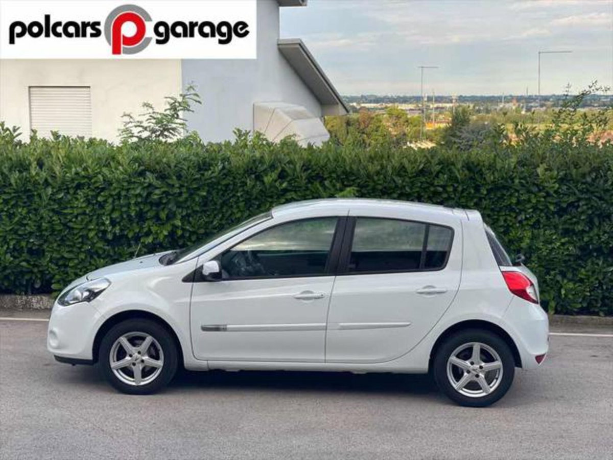 Renault Clio 1.2 16V 5 porte GPL Dynamique (2)