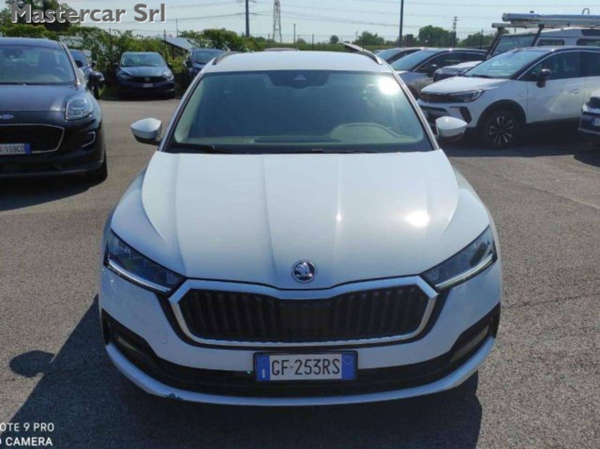 Skoda Octavia Station Wagon 1.0 e-TEC DSG Wagon Executive (9)