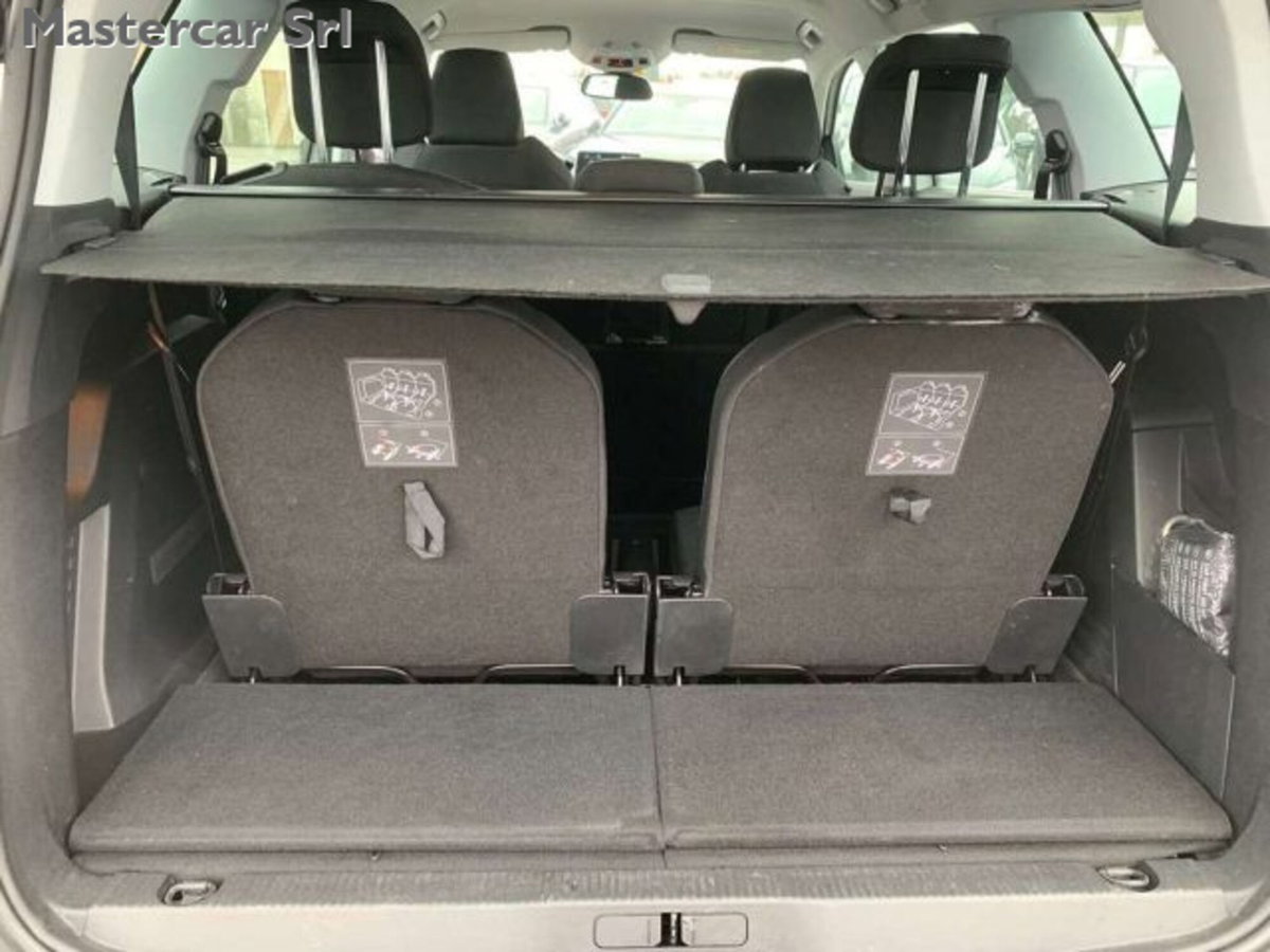 Peugeot 5008 BlueHDi 130 S&S Business (15)