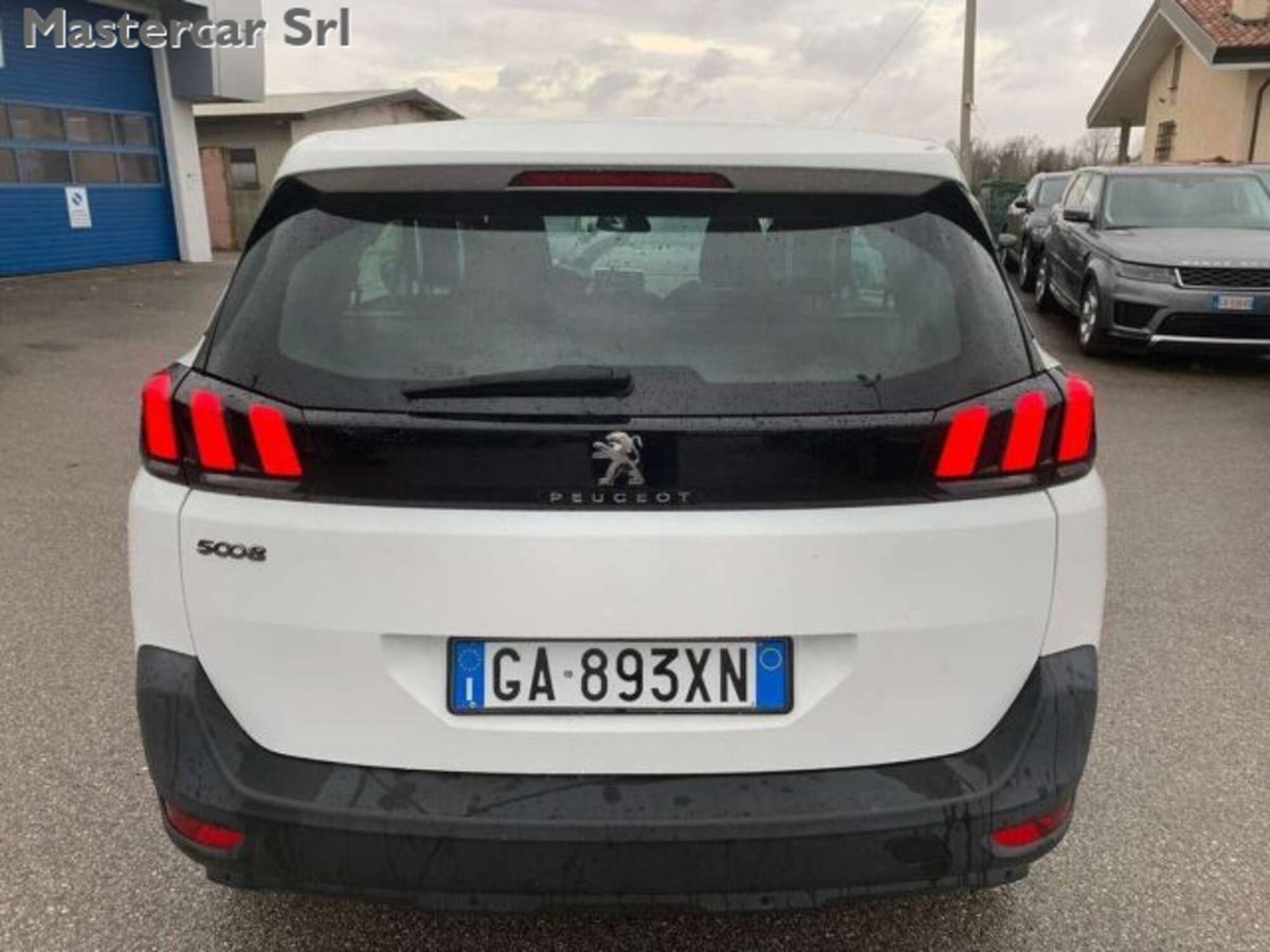 Peugeot 5008 BlueHDi 130 S&S Business (5)
