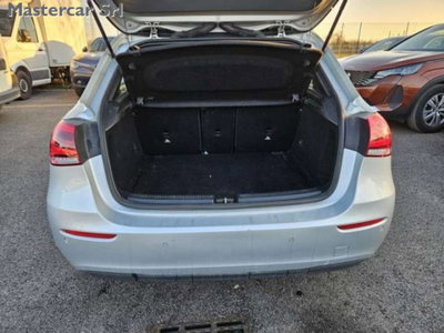 Mercedes-Benz Classe A 180 d AMG Line Premium Plus auto (14)