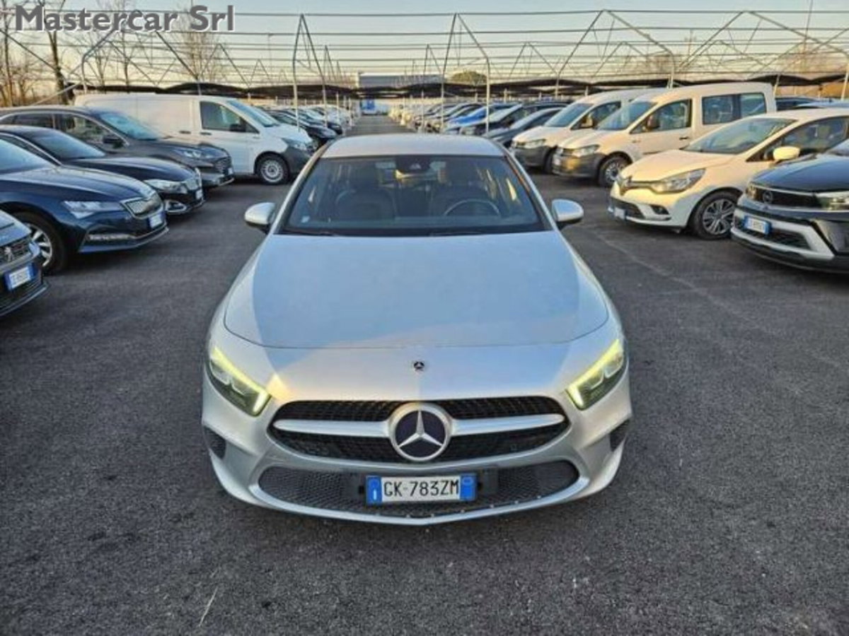 Mercedes-Benz Classe A 180 d AMG Line Premium Plus auto (8)