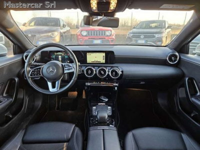 Mercedes-Benz Classe A 180 d AMG Line Premium Plus auto (9)