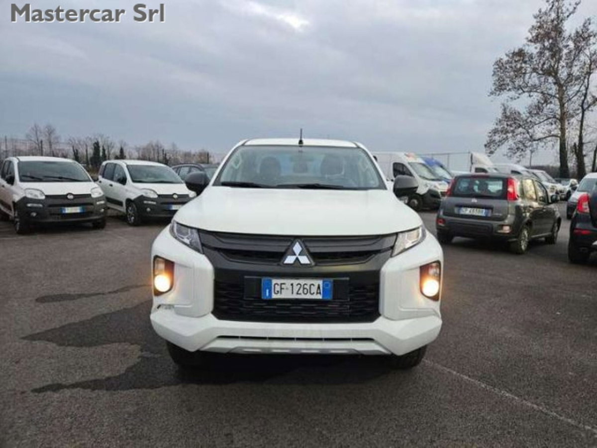 Mitsubishi L200 2.3 D Double Cab 4x4 Easy Select Invite Connect (10)