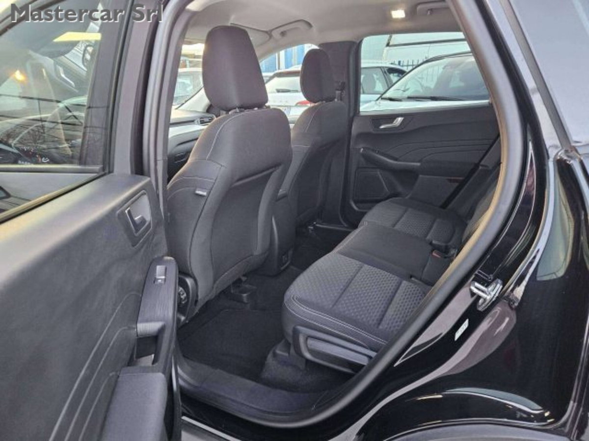 Ford Kuga 1.5 EcoBlue 120 CV 2WD ST-Line (12)