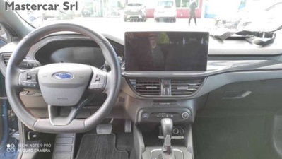 Ford Focus Station Wagon 1.0 EcoBoost Hybrid 125CV Powershift SW ST-Line Design (12)