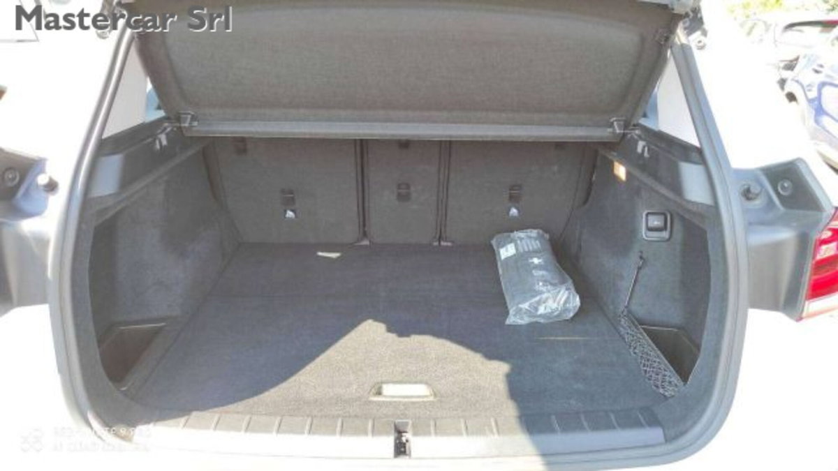BMW X1 sDrive18d Advantage (15)