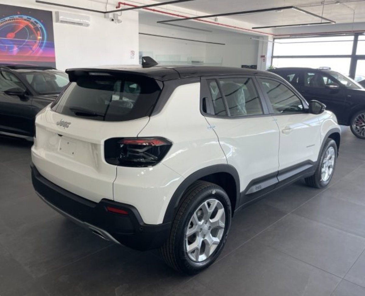 Jeep Avenger 1.2 turbo Altitude fwd 100cv (5)