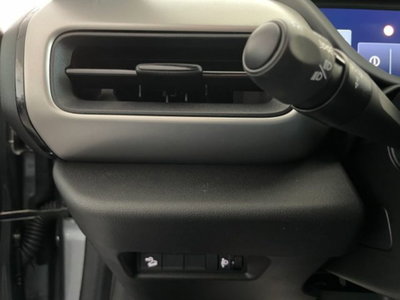 Jeep Avenger 1.2 turbo Altitude fwd 100cv (19)